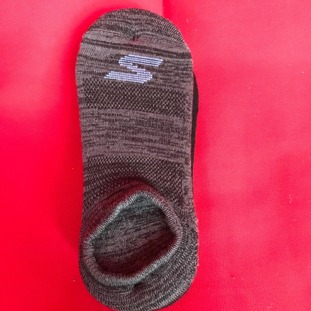 NWOT Super No Show Socks- set of 4